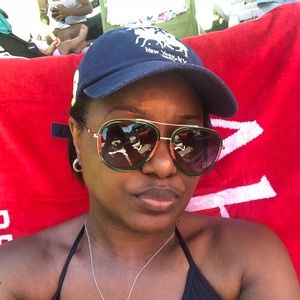 Meet your Posher, Tutu